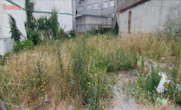 Terreno en calle Monumento, 7