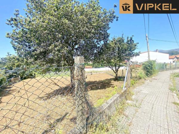 Terreno en calle da Agriña