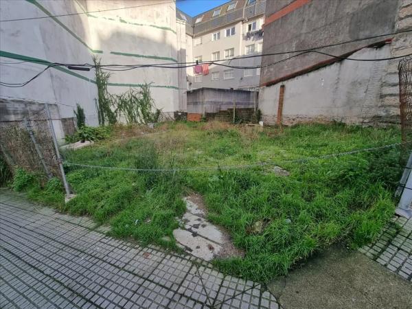 Terreno en calle Monumento