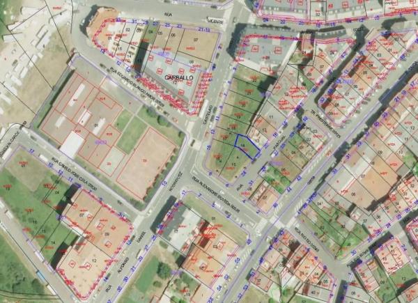 Terreno en calle Alfonso Daniel Rodríguez Castelao