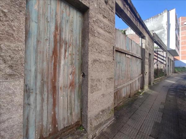 Terreno en calle Emilio González López