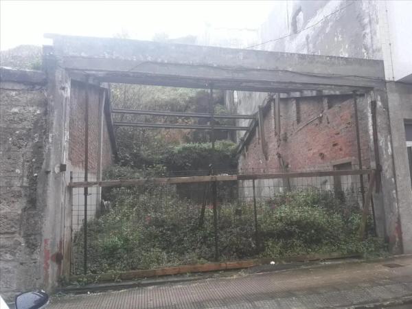 Terreno en calle Emilio González López