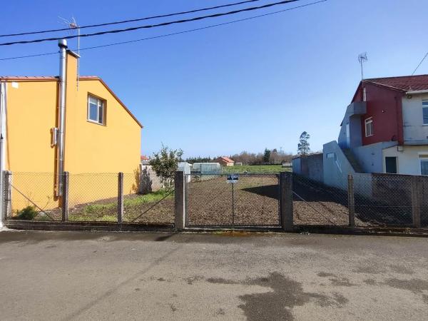 Terreno en Cruceiro, 13