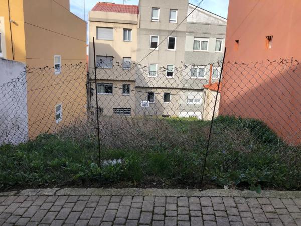 Terreno en calle Merced, 12