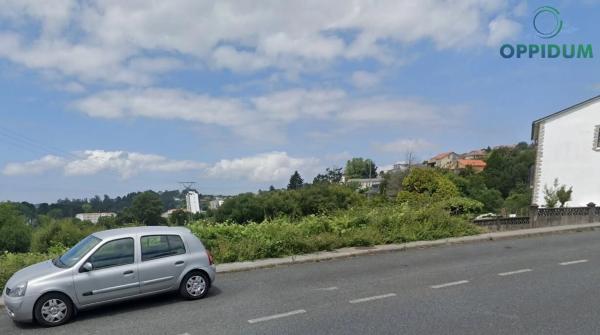 Terreno en avenida Arenal