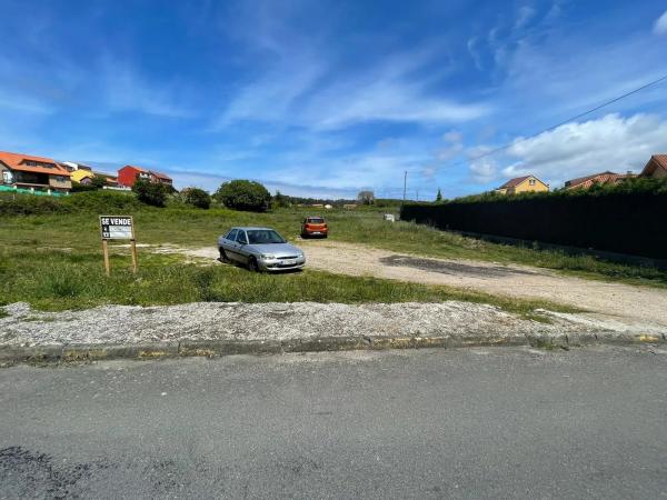 Terreno en calle Virxe do Monte, 3