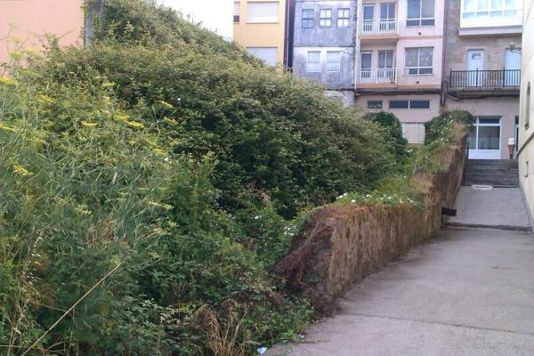 Terreno en calle Rosalia de Castro, 38