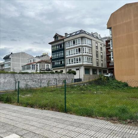 Terreno en calle Rosalia de Castro, 38