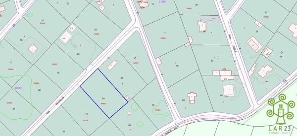 Terreno en calle Magnolio, 5