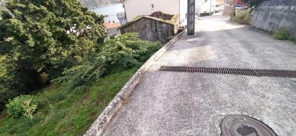 Terreno en Ezaro s/n Sn