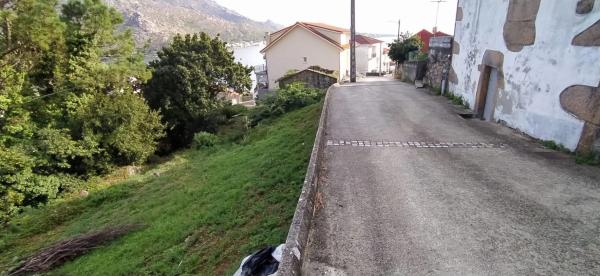 Terreno en Ezaro s/n Sn