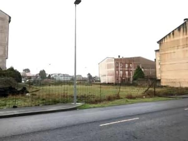 Terreno en calle Emigrantes s/n