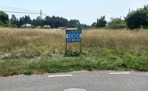 Terreno en Bemantes