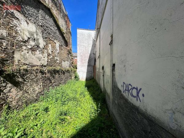 Terreno en calle Marina, 48