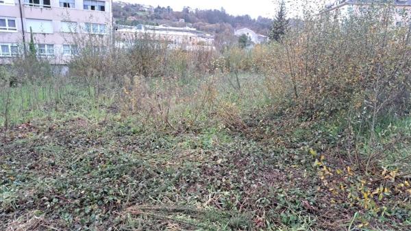 Terreno en calle de Ramón Cabanillas
