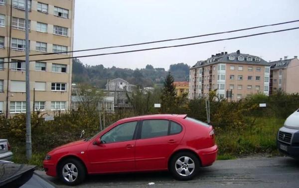 Terreno en calle de Ramón Cabanillas