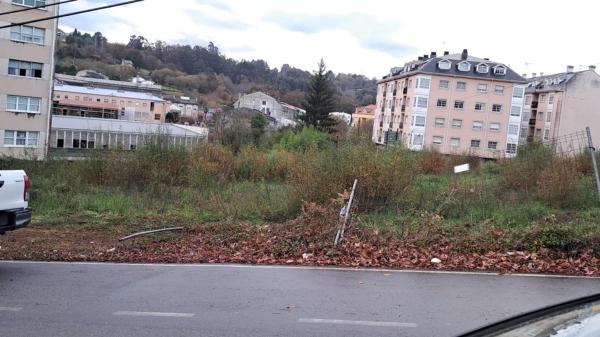 Terreno en calle de Ramón Cabanillas