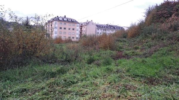 Terreno en calle de Ramón Cabanillas