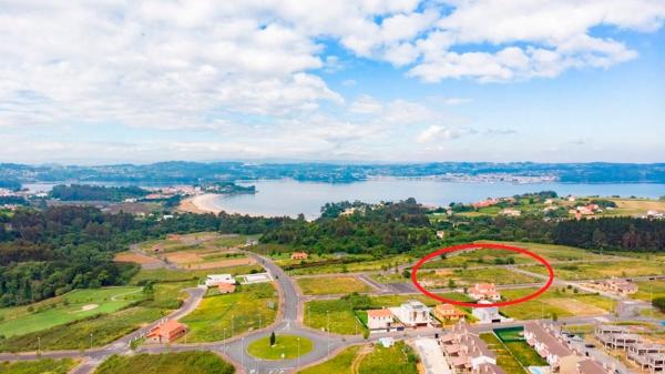 Terreno en calle As Camposas, 1