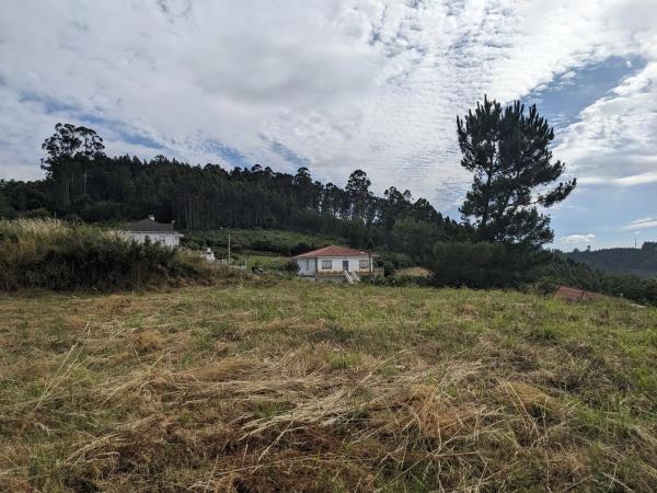 Terreno en Queiris, 71