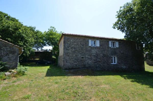 Terreno en camino Lugar a Laxe