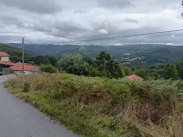 Terreno en Oza-Cesuras