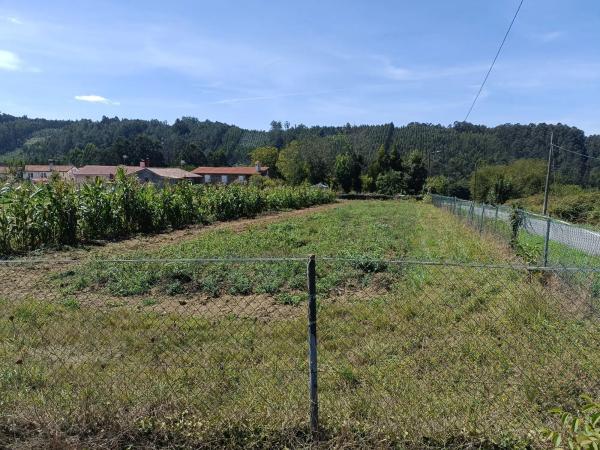 Terreno en Oza-Cesuras