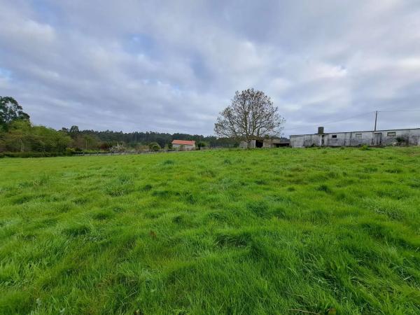 Terreno en Lugar Castros