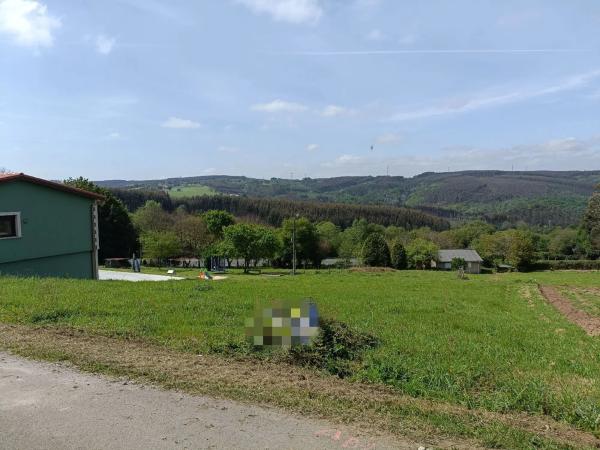 Terreno en Oza-Cesuras