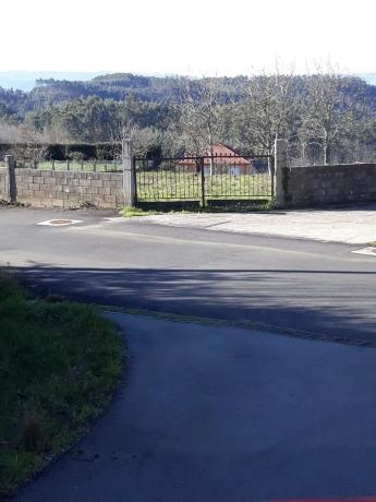Terreno en calle Loureiro s/n