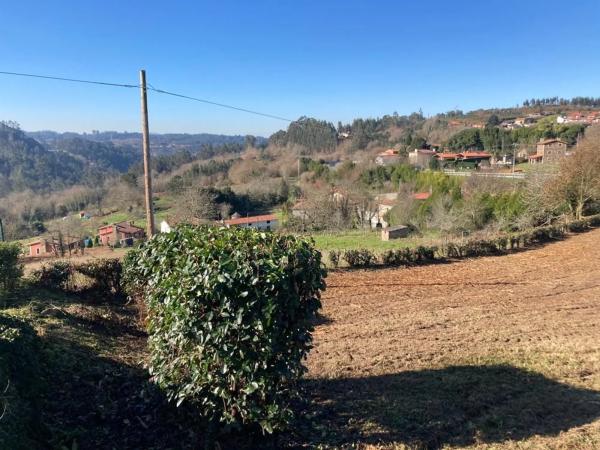 Terreno en Lugar Queiris, 38