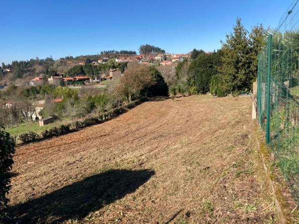 Terreno en Lugar Queiris, 38