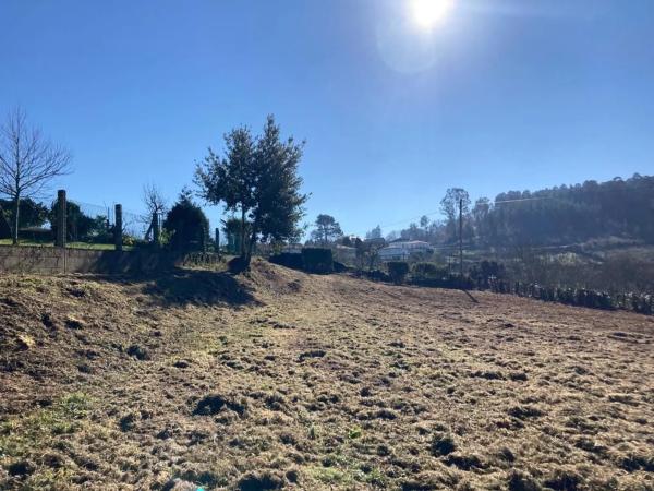 Terreno en Lugar Queiris, 38
