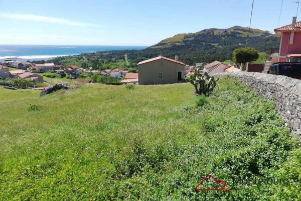 Terreno en calle Louro