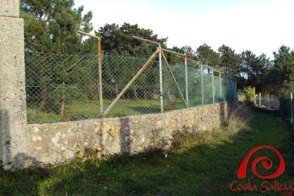 Terreno en rueiro tras da costa