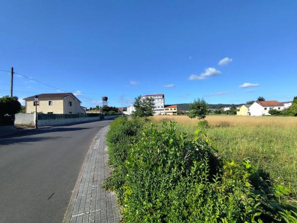 Terreno en calle Xulián Magariños, 28