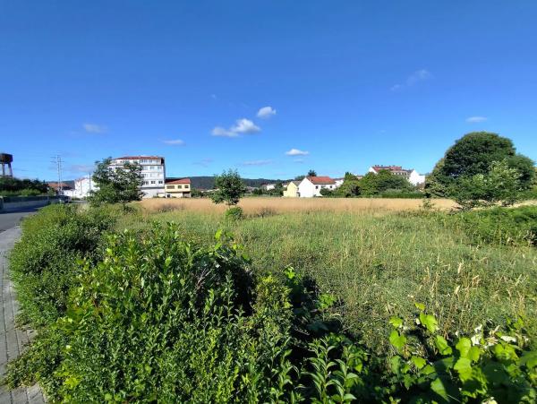 Terreno en calle Xulián Magariños, 28