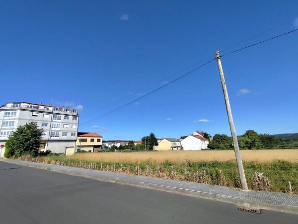 Terreno en calle Xulián Magariños, 28