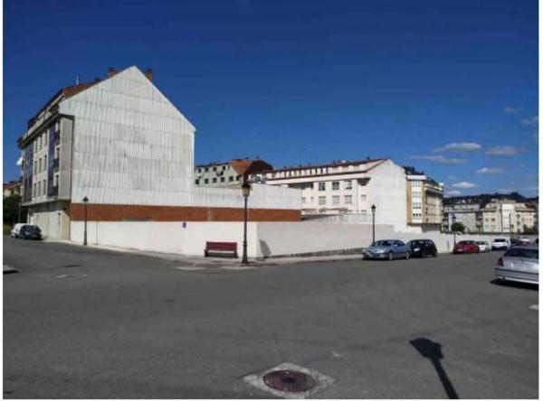 Terreno en avenida Brañas, 21