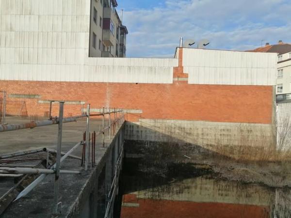 Terreno en avenida Brañas, 21