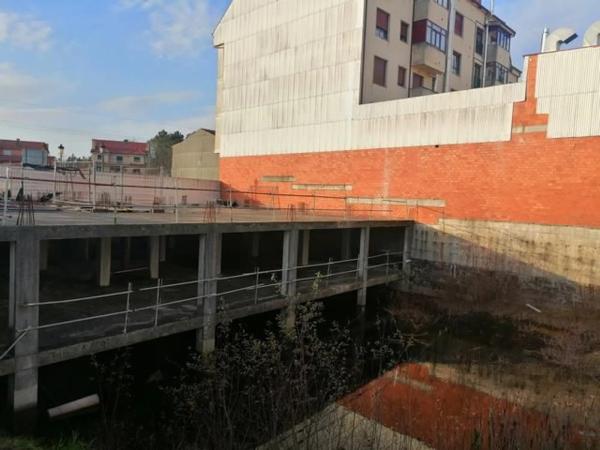 Terreno en avenida Brañas, 21