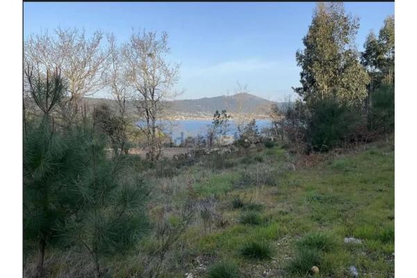 Terreno en Lugar Amoreira. 15970 s/n