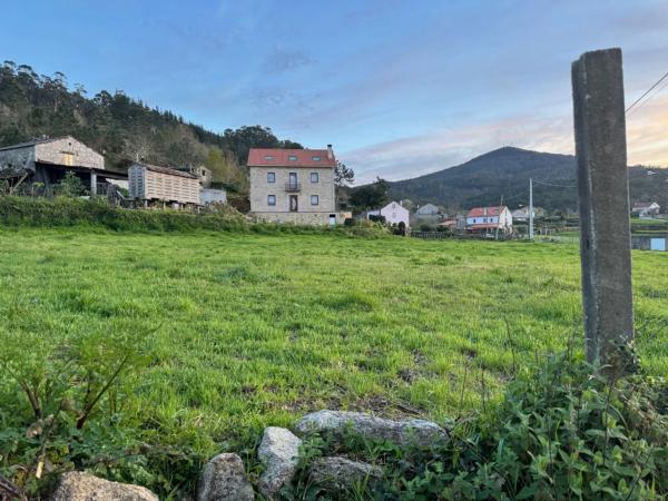 Terreno en Lugar Arredor, 1