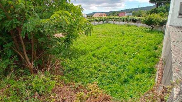 Terreno en avenida Pontecesures s/n None