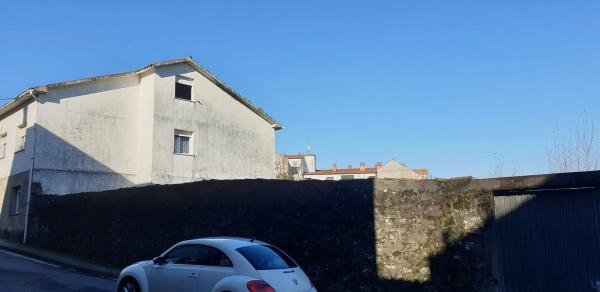 Terreno en calle Santiago