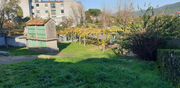 Terreno en calle Santiago