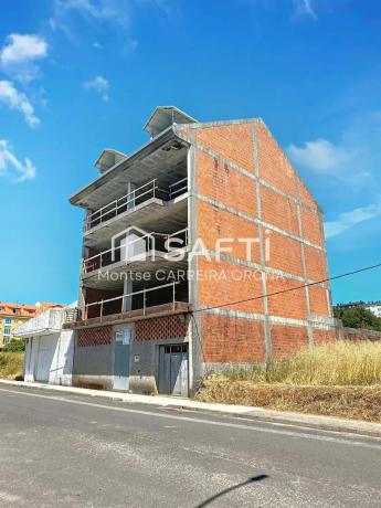 Terreno en Santa Comba