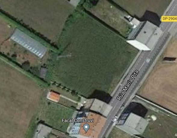 Terreno en calle María Pita, km 1