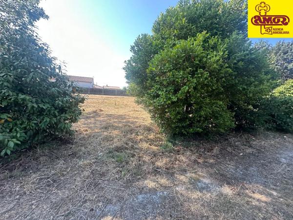 Terreno en Lugar Sales