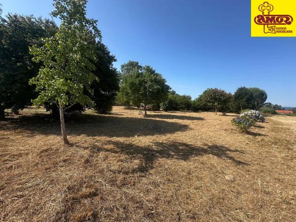 Terreno en Lugar Sales